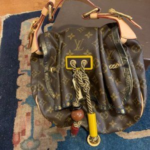 Louis Vuitton Monogram Canvas Kalahri PM